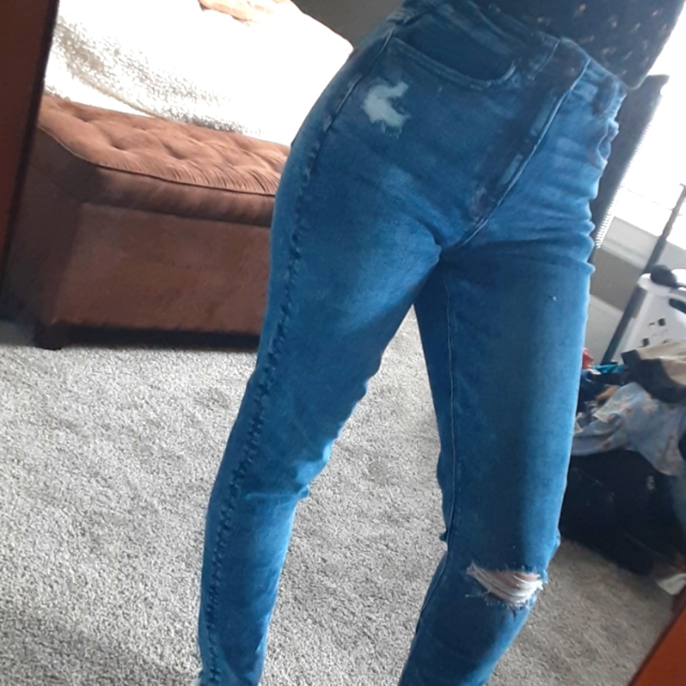 American Eagle Mom Jeans